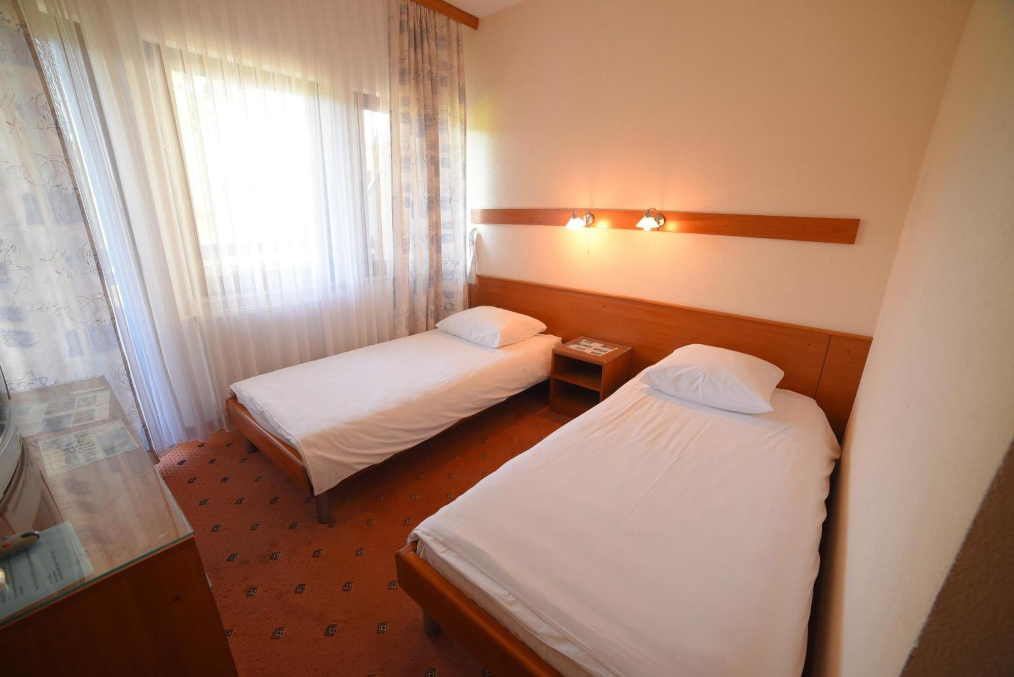 Hotel Ada Bihac Luaran gambar