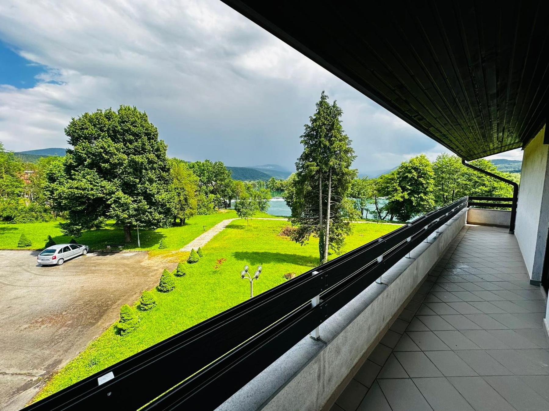 Hotel Ada Bihac Luaran gambar